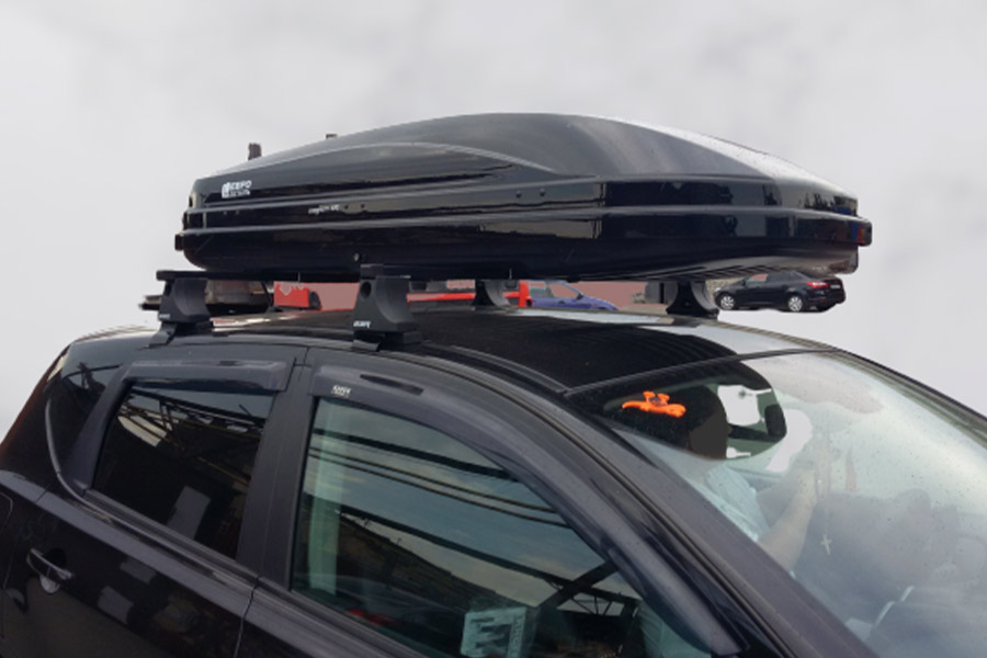 Бокс Евродеталь Магнум 420 на крыше автомобиля